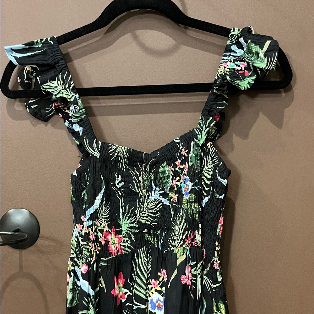 Floral Black Maxi Dress with Side Slit - Picture 4 of 6